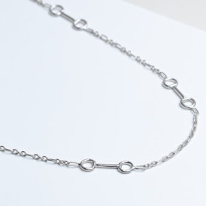 Sterling silver snaffle chain necklace
