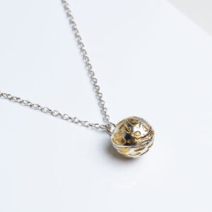 Ball-pendant -necklace