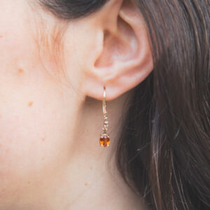 Mandarin-Orange-spessartite-garnet-gemstone-earrings-dangle-gold